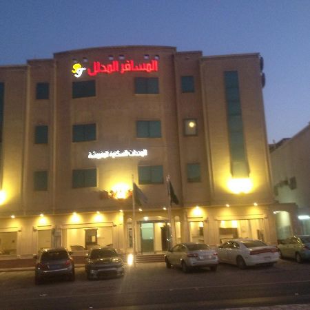 Al Makan Al Mosafer 116 Hotel By Al Azmy Ar Riyad Esterno foto
