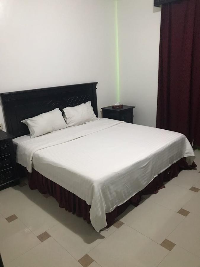 Al Makan Al Mosafer 116 Hotel By Al Azmy Ar Riyad Esterno foto