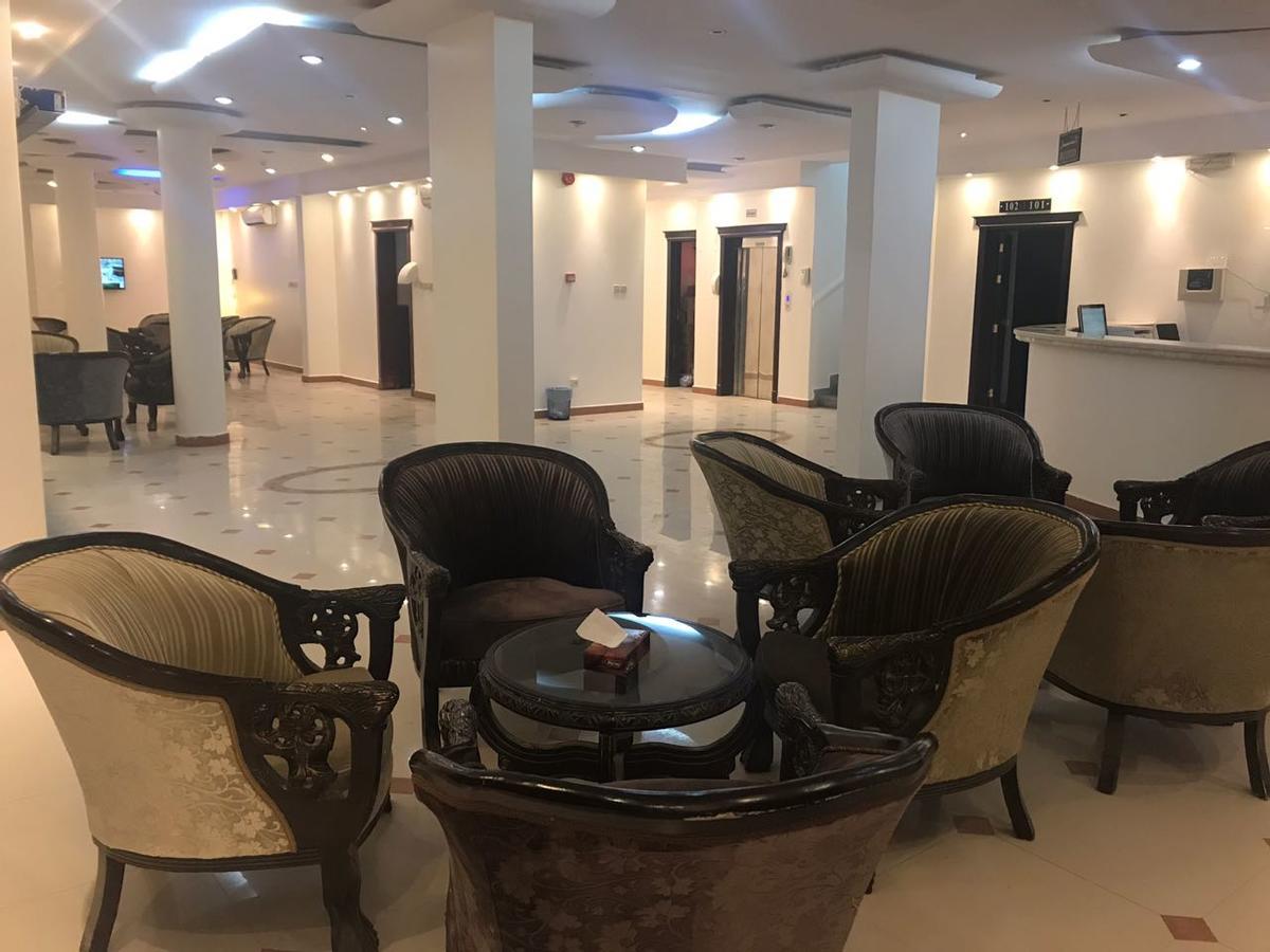 Al Makan Al Mosafer 116 Hotel By Al Azmy Ar Riyad Esterno foto