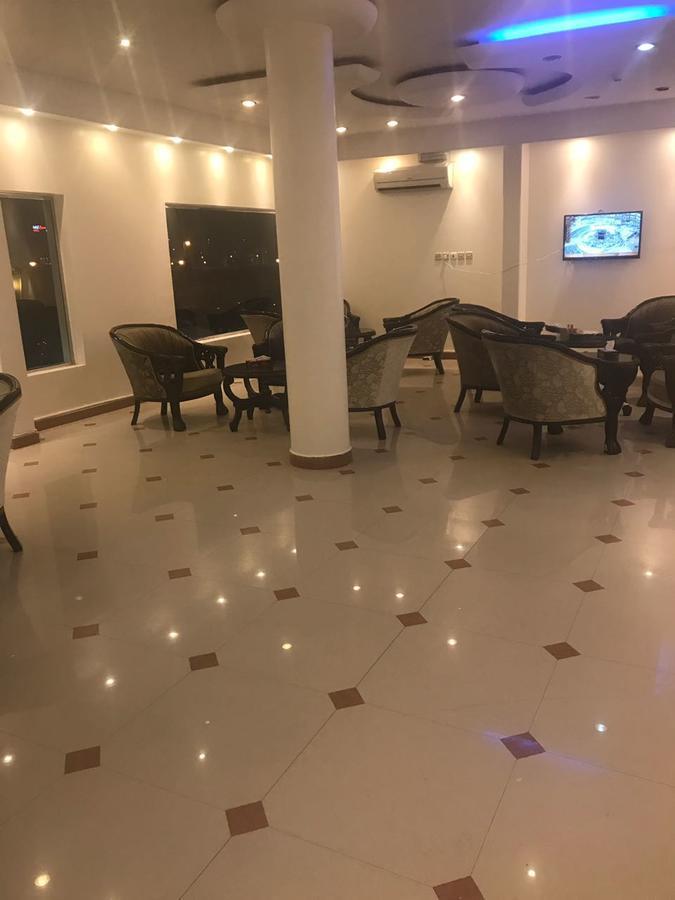 Al Makan Al Mosafer 116 Hotel By Al Azmy Ar Riyad Esterno foto